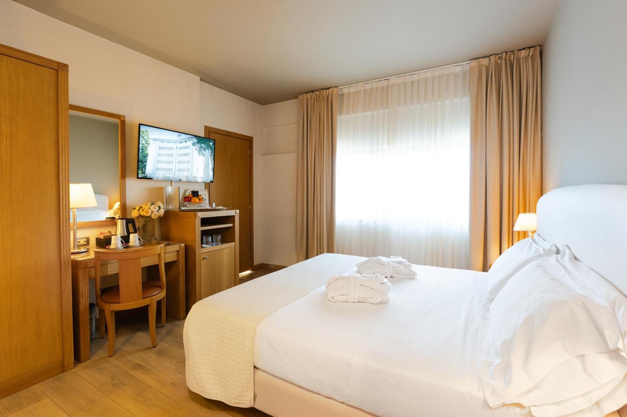 Hotel Touring Carpi Kültér fotó