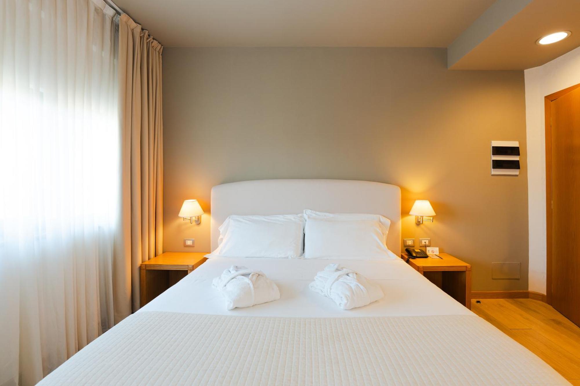 Hotel Touring Carpi Kültér fotó