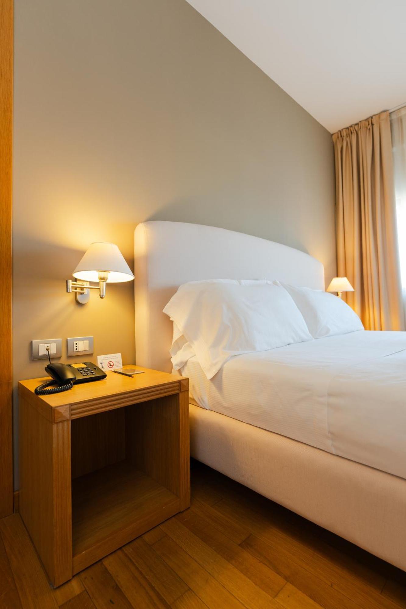 Hotel Touring Carpi Kültér fotó