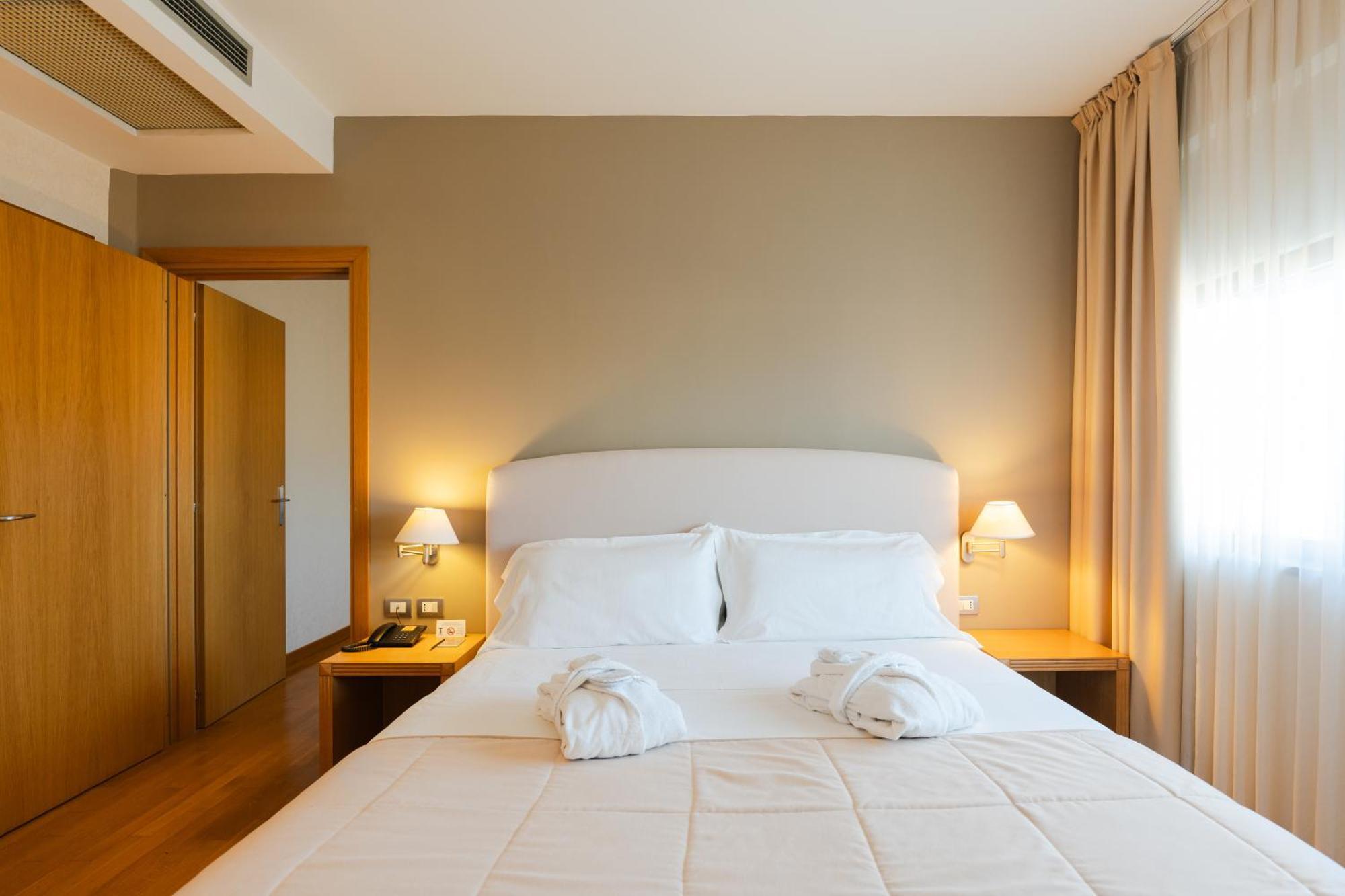 Hotel Touring Carpi Kültér fotó